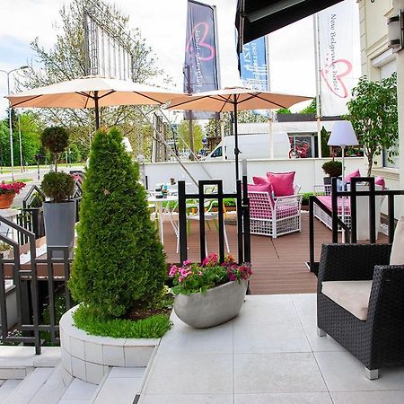 New Belgrade Garni Hotel Exterior photo