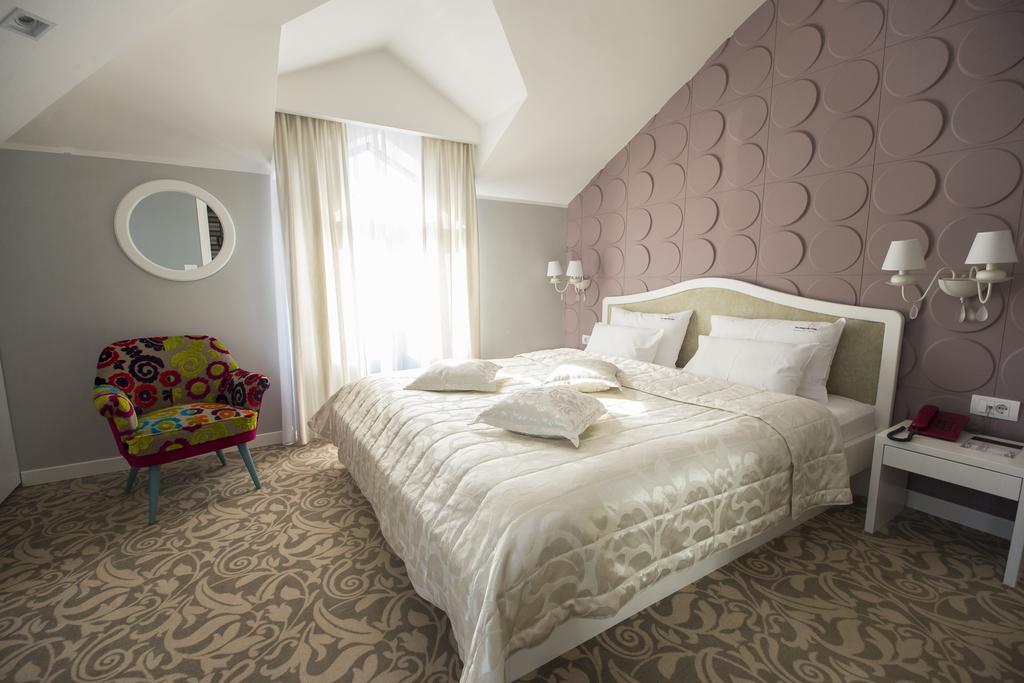 New Belgrade Garni Hotel Room photo